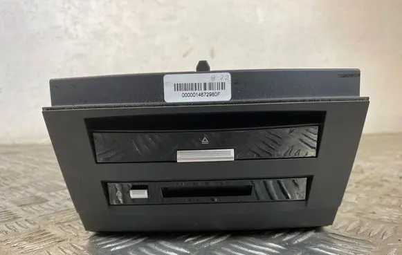 Mercedes-Benz S W221 Radio/CD/DVD/GPS head unit A2218709087 A2218201226