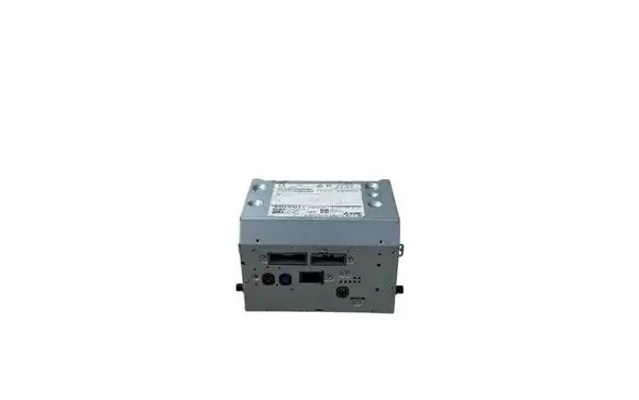 Volvo XC90 Radio/CD/DVD/GPS head unit 31667759 32247181