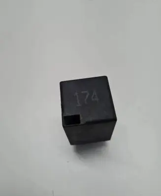 Volkswagen Golf IV Other relay 1H0955529 172HV603
