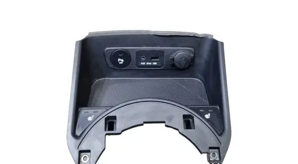 KIA Sportage Center console 846303U200WK 846333U020 1308200555