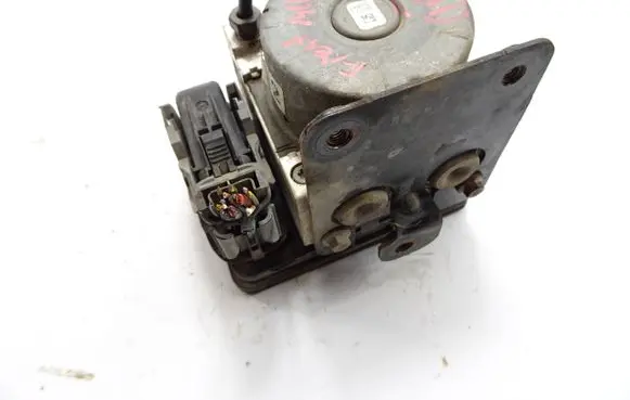Ford Fiesta ABS Pump D1B12C405AE 10022004364