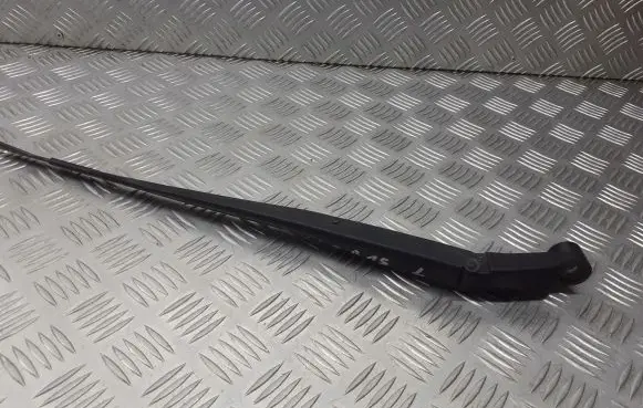 Toyota Corolla E140 E150 Front wiper blade arm
