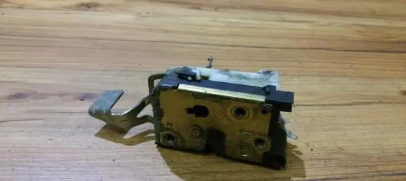 Peugeot Boxer Front door lock B792