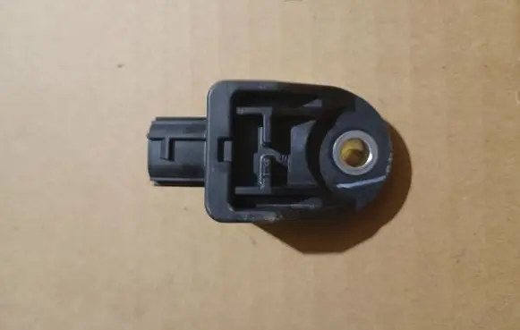 Toyota GT 86 Airbag deployment crash/impact sensor 98237YC010
