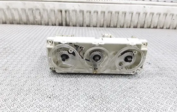 Audi A4 S4 B5 8D Climate control unit 8D1819045