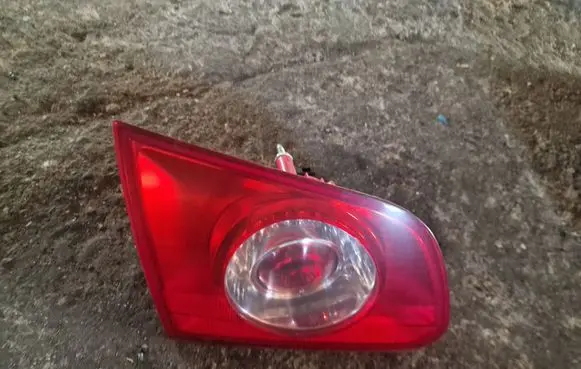 Volkswagen PASSAT B6 Tailgate rear/tail lights