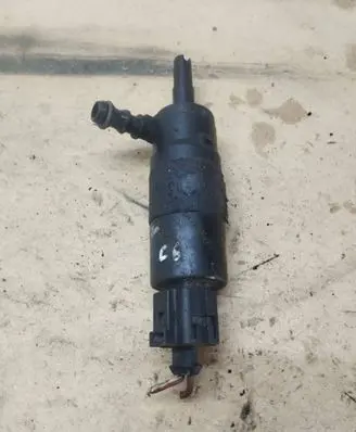 Audi A6 S6 C6 4F Headlight washer pump 3B7955681 1J0973722A 001016