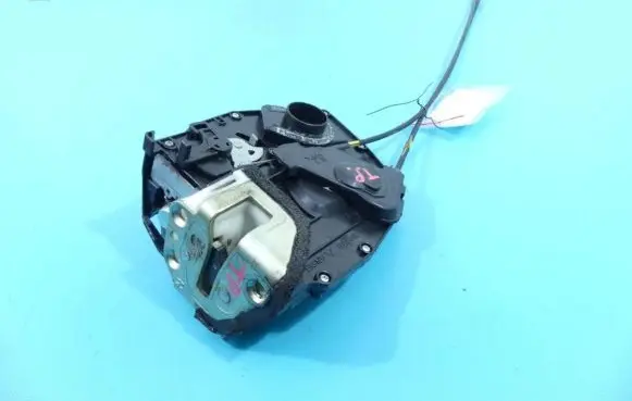 Suzuki Swift I Rear door lock IMPRK1284414