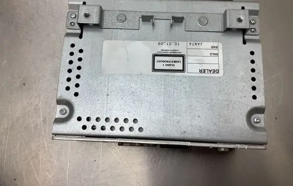 Ford Fiesta Radio/CD/DVD/GPS head unit FDB2008 Z057105 8A6T18C815BH