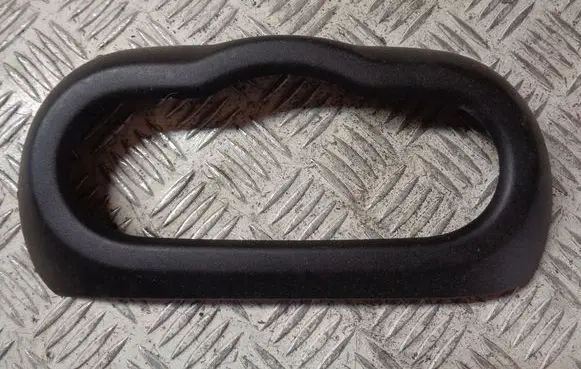 Renault Twingo III Panel trim 682601548R