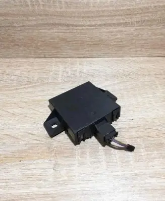 Audi A3 S3 8P Alarm control unit/module 1K0907719C