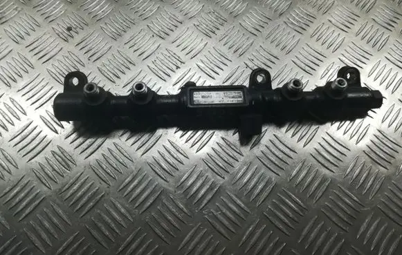 Jaguar X-Type Fuel main line pipe