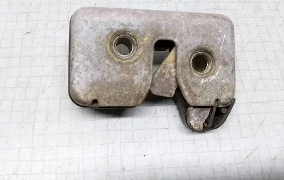 Volkswagen Golf II Tailgate/trunk/boot lock/catch/latch