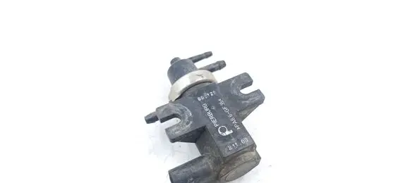 Seat Toledo II (1M) Turbo solenoid valve 1J0906627