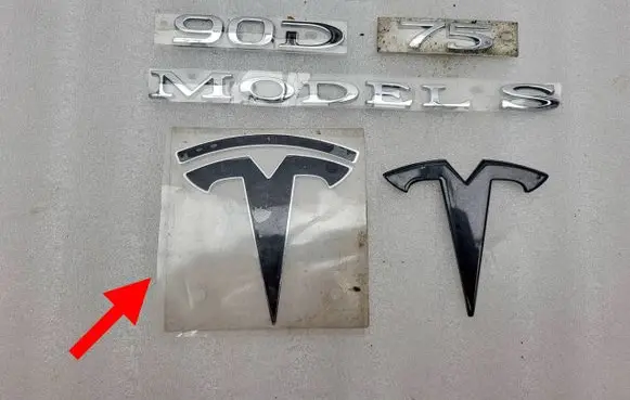 Tesla Model S Manufacturer badge logo/emblem 1047854-00-A