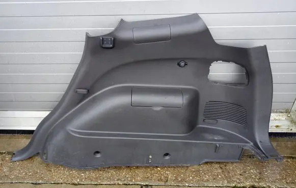 Hyundai Santa Fe Trunk/boot lower side trim panel 