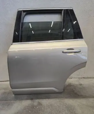 Volvo XC90 Rear door 