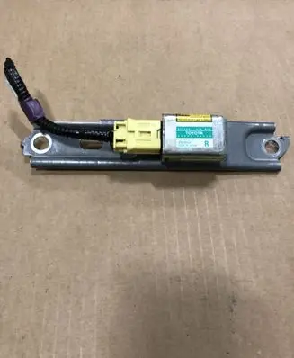 Lexus RX 330 - 350 - 400H Airbag deployment crash/impact sensor 8986048020 1879000710