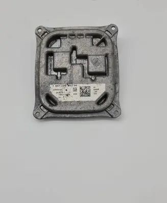 Peugeot 308 Xenon control unit/module 130732940400 10EEG122322