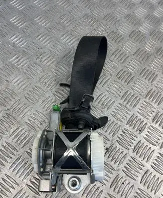 Mercedes-Benz C W204 Front seatbelt 34074002D 10144028 WX0VW349