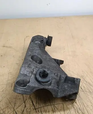 BMW X5 F15 Engine mounting bracket 2211687628301 22116876283 116876283