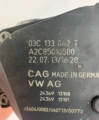 Volkswagen Golf VI Throttle valve 03C133062T A2C85016500 2436913108