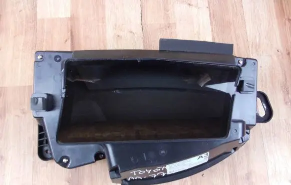 Toyota Yaris Cross Head up display screen 831080D010