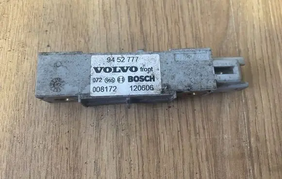 Volvo S40 Airbag deployment crash/impact sensor 9452777 008172 120606