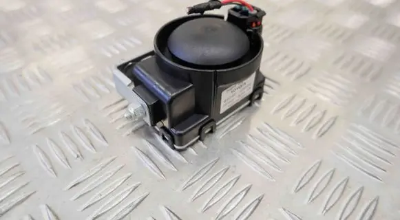 Toyota Prius (XW20) Alarm system siren 8904048020