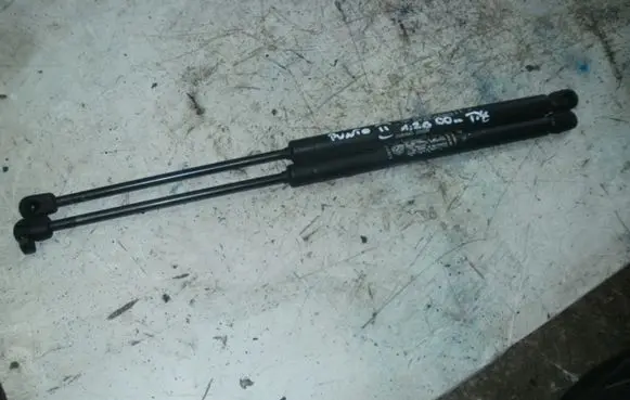 Fiat Punto (188) Tailgate/trunk strut/damper