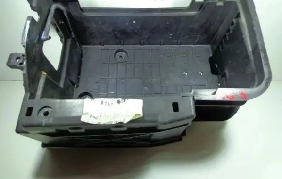 Renault Laguna III Battery box tray 