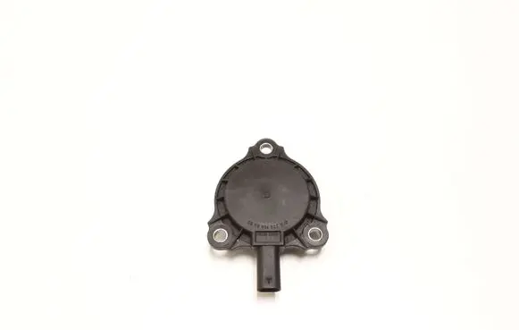 Mercedes-Benz C AMG W205 Camshaft vanos timing valve A2761560490