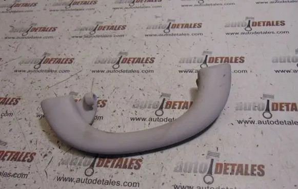 Mercedes-Benz E W211 Rear interior roof grab handle A2118100051