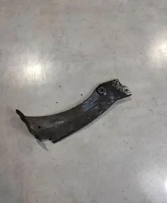 Skoda Superb B8 (3V) Fender mounting bracket 3V0821142