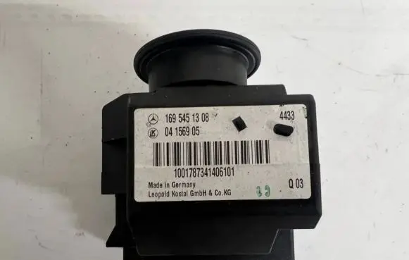 Mercedes-Benz A W169 Ignition lock 1695451308 04156905