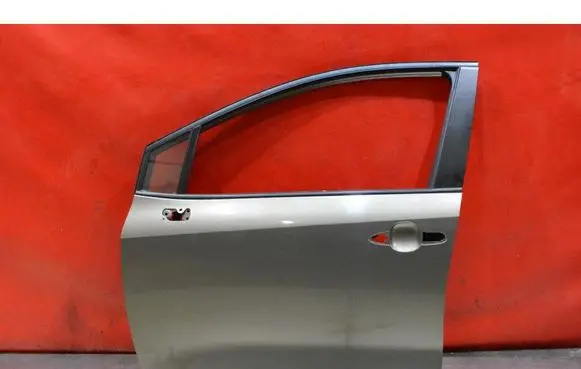 Toyota Corolla E10 Front door 