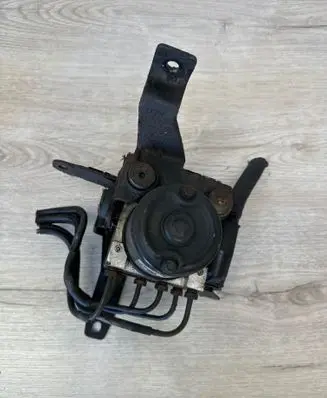 Hyundai Tucson JM ABS Pump 589202E150 BH60123410 ZHQDB035777