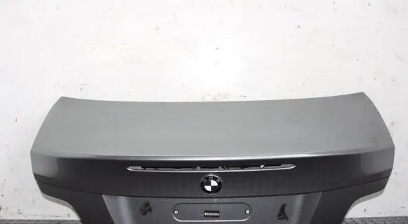 BMW 1 E82 E88 Tailgate/trunk/boot lid
