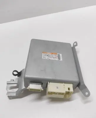 Toyota Avensis T270 Power steering control unit/module 6900001683