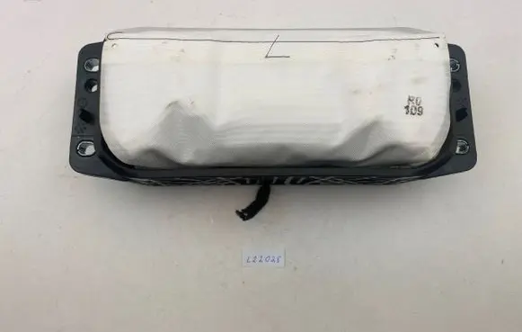 Audi Q2 - Passenger airbag 81A880204D 1111634760452 34208061H