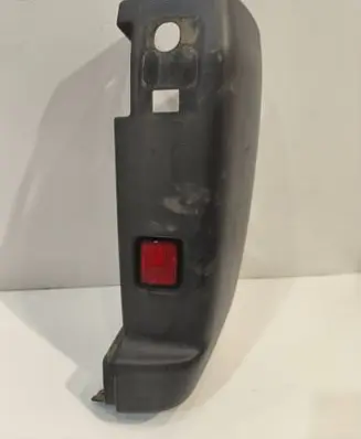 Rear bumper corner part panel trim