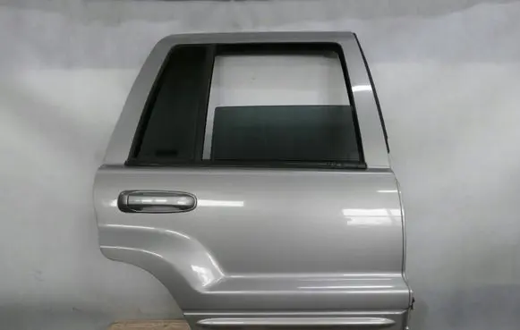Jeep Grand Cherokee (WJ) Rear door
