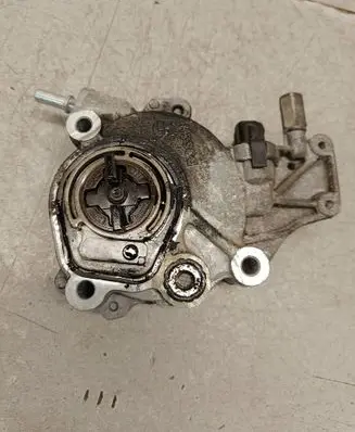 Land Rover Evoque I Vacuum pump 01311C2506A
