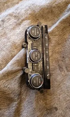Volkswagen PASSAT B8 Climate control unit 5G0907044BG