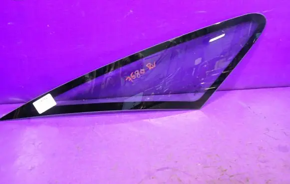 Citroen Xsara Picasso Rear side window