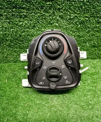 Peugeot 108 Climate control unit 55900YV030 B000737077 B1068118