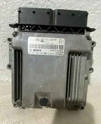 Jaguar XE Engine control unit/module GX7312C520FAF 1039S89050 0281032607