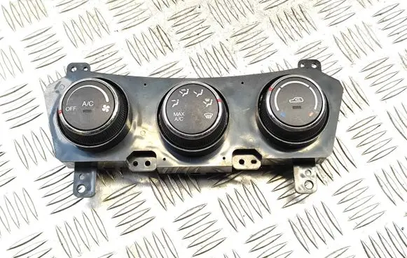 SsangYong Korando Climate control unit 6871034001 110324