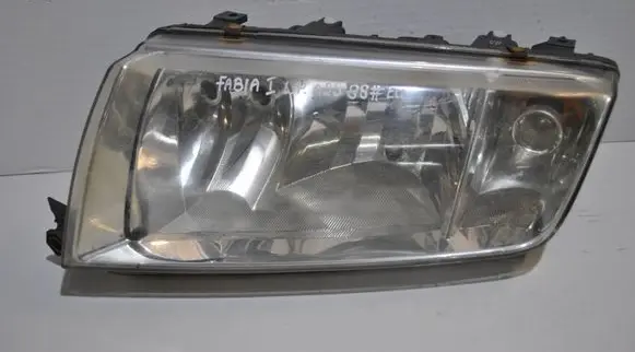 Skoda Fabia Mk1 (6Y) Headlight/headlamp