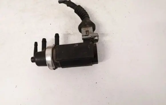 Audi A6 S6 C4 4A Turbo solenoid valve 059906627A